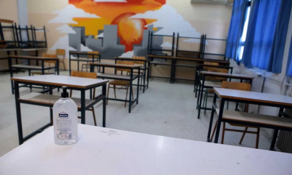 Μηδενικές οι μειώσεις στα δίδακτρα ιδιωτικών σχολείων παρά το “λουκέτο”